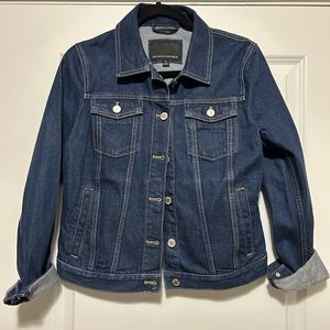 Banana Republic classic denim jacket, like new